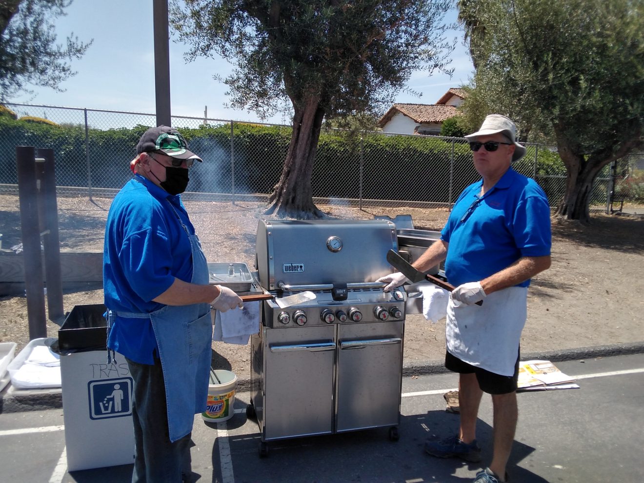 Men’s Club host BBQ for State of the Parish Meeting