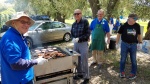 Service-BBQ-men.jpg